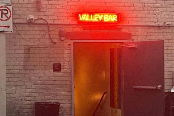 Valley Bar
